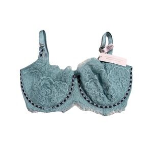 Women's NWT Victoria Secret Unlined Lace Bra Size 32DDD